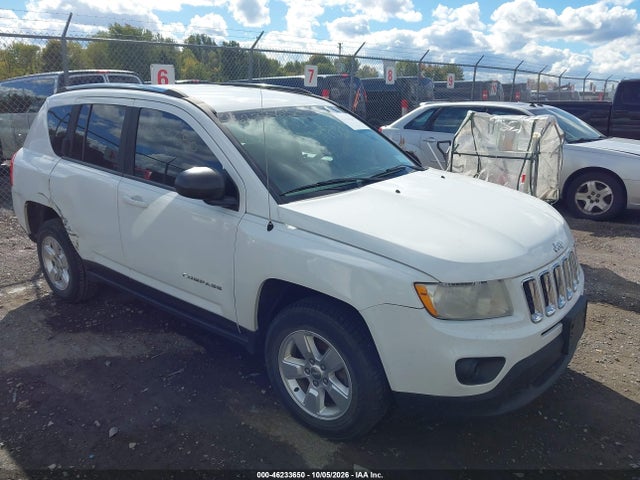 2013 Jeep Compass Sport მანქანა იყიდება აუქციონზე, vin: 1C4NJCBA8DD250918, აუქციონის ნომერი: 46233650