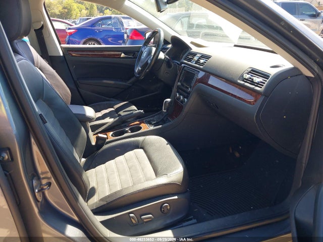 46233652 :رقم المزاد ، 1VWCN7A37DC151709 vin ، 2013 Volkswagen Passat 2.0l Tdi Sel Premium مزاد بيع