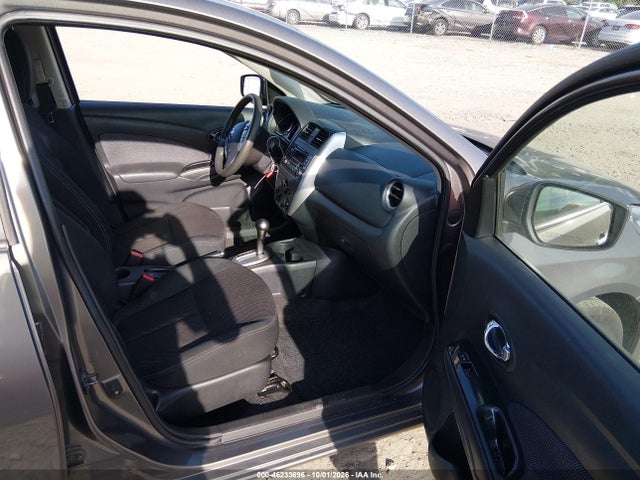 3N1CN7APXFL861901 Nissan Versa 1.6 Sv