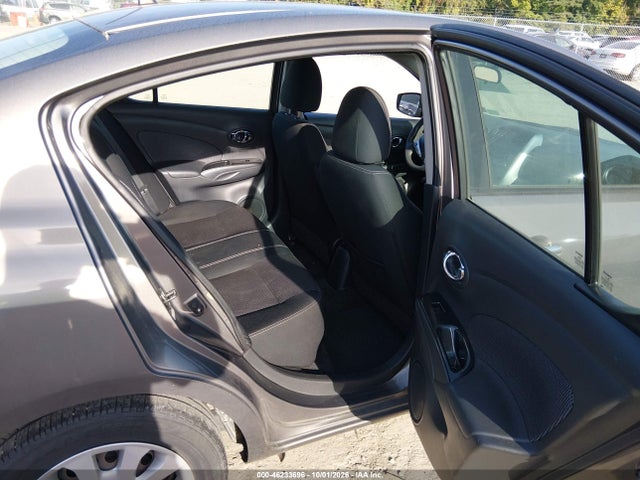3N1CN7APXFL861901 Nissan Versa 1.6 Sv