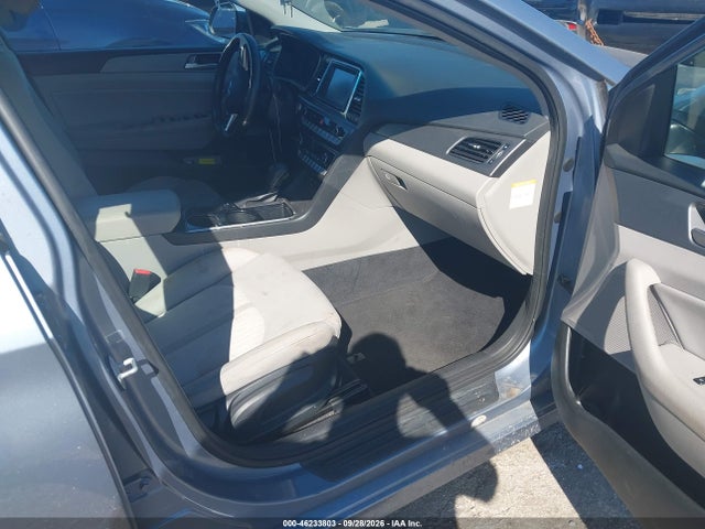 2018 Hyundai Sonata Hybrid Se მანქანა იყიდება აუქციონზე, vin: KMHE24L32JA080244, აუქციონის ნომერი: 46233803