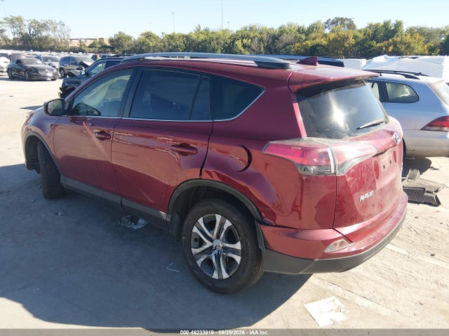 Toyota RAV4 LE 2018 JTMBFREV5JD233804 Image 6