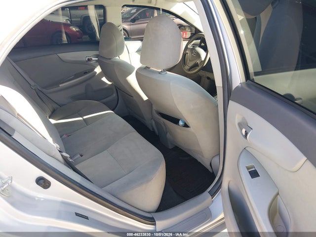 46233830 :رقم المزاد ، 1NXBU4EE4AZ383259 vin ، 2010 Toyota Corolla Le مزاد بيع