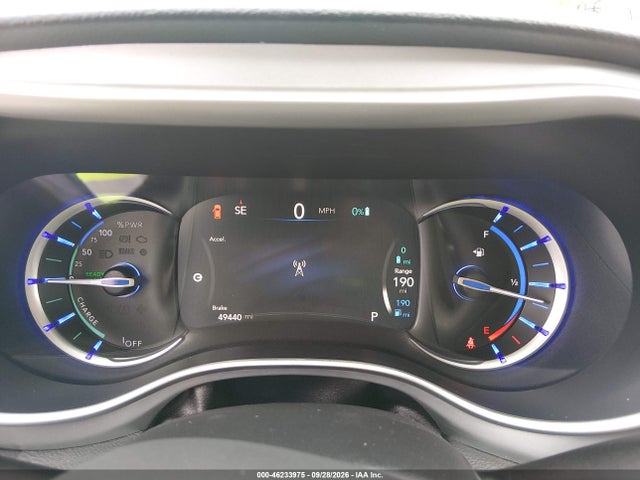 Продажа на аукционе авто 2018 Chrysler Pacifica Hybrid Touring Plus, vin: 2C4RC1H76JR318167, номер лота: 46233975