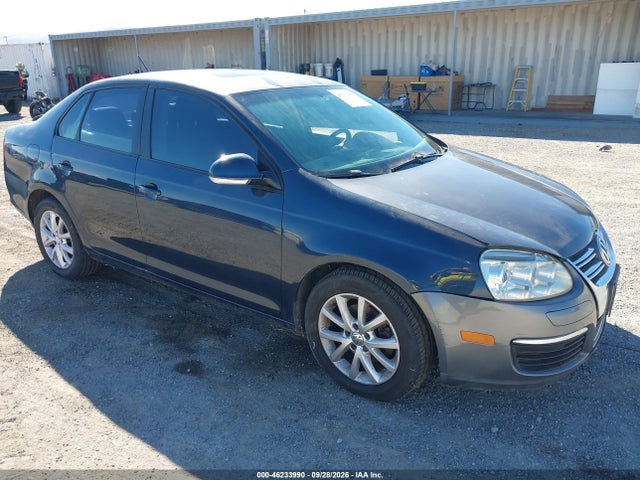 46233990 :رقم المزاد ، 3VWRX7AJ0AM122890 vin ، 2010 Volkswagen Jetta Limited Edition مزاد بيع