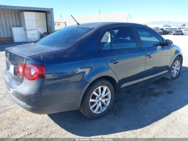 2010 Volkswagen Jetta Limited Edition მანქანა იყიდება აუქციონზე, vin: 3VWRX7AJ0AM122890, აუქციონის ნომერი: 46233990