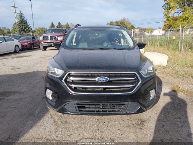 Продаж на аукціоні авто 2018 Ford Escape Se, vin: 1FMCU9GD6JUA96589, номер лоту: 46233994