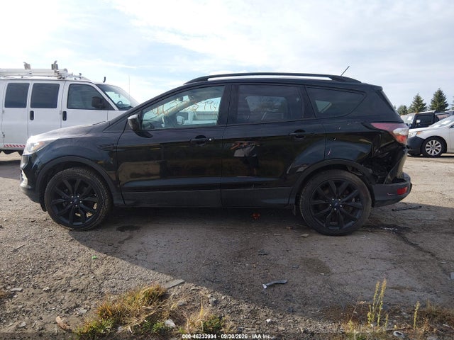 Продаж на аукціоні авто 2018 Ford Escape Se, vin: 1FMCU9GD6JUA96589, номер лоту: 46233994