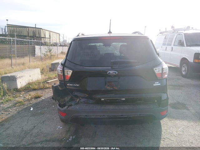 Продаж на аукціоні авто 2018 Ford Escape Se, vin: 1FMCU9GD6JUA96589, номер лоту: 46233994