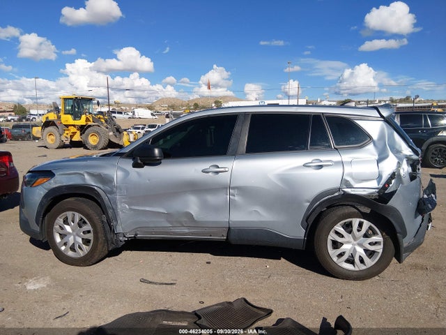 Продажа на аукционе авто 2022 Toyota Corolla Cross L, vin: 7MUAAABG1NV003128, номер лота: 46234005