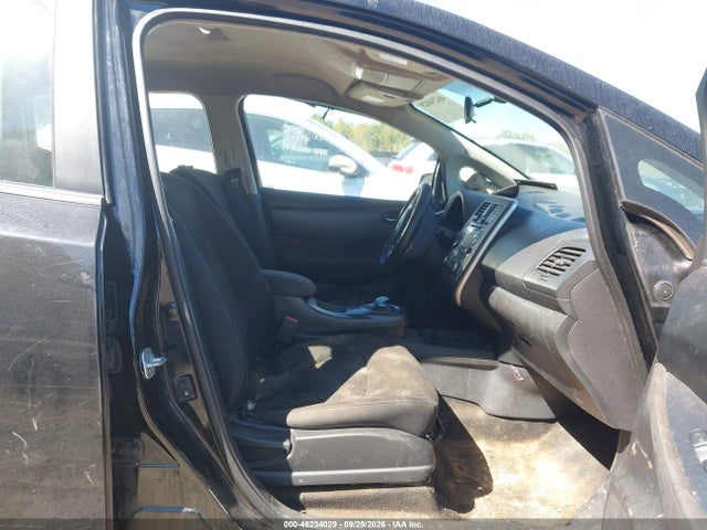 1N4AZ0CP9GC308737 Nissan LEAF S