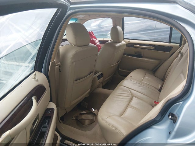 46234136 :رقم المزاد ، 2LNHM82VX8X642359 vin ، 2008 Lincoln Town Car Signature Limited مزاد بيع