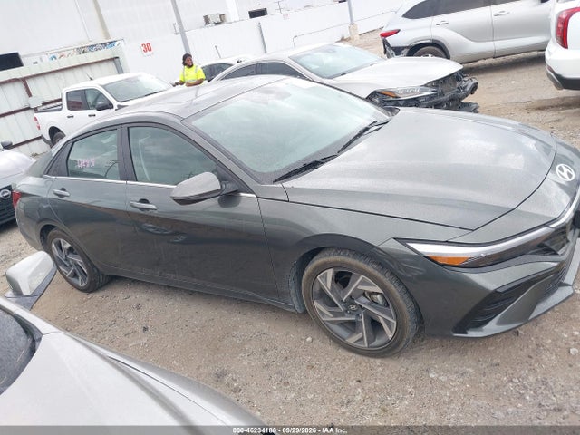 2025 Hyundai Elantra Limited მანქანა იყიდება აუქციონზე, vin: KMHLP4DG5SU983742, აუქციონის ნომერი: 46234180
