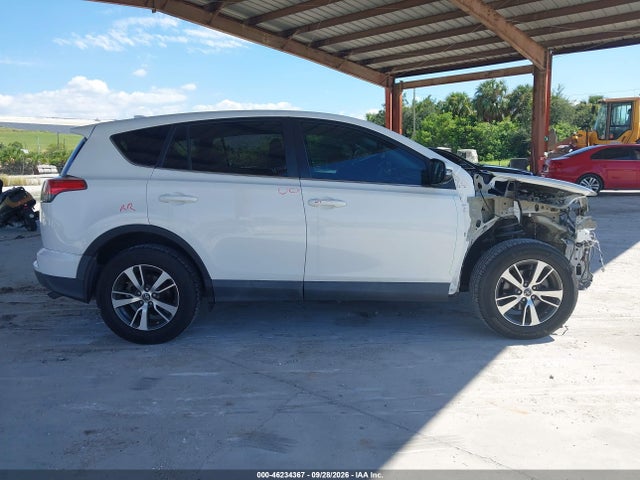 Продажа на аукционе авто 2016 Toyota Rav4 Xle, vin: 2T3RFREV1GW483535, номер лота: 46234367
