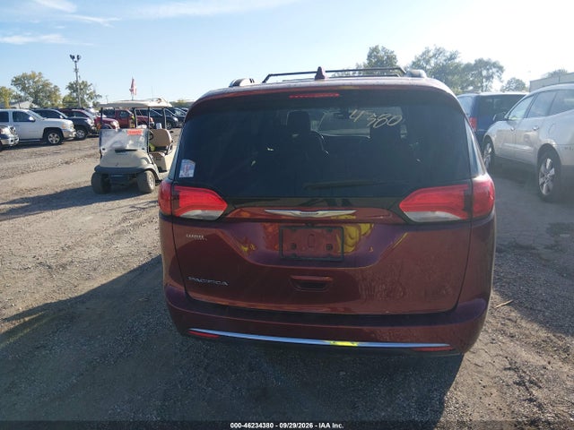 Продажа на аукционе авто 2018 Chrysler Pacifica Touring L Plus, vin: 2C4RC1EG5JR131703, номер лота: 46234380