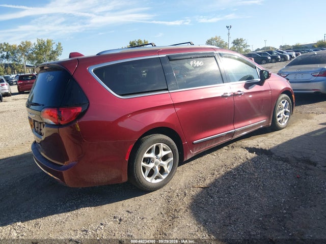 Продажа на аукционе авто 2018 Chrysler Pacifica Touring L Plus, vin: 2C4RC1EG5JR131703, номер лота: 46234380