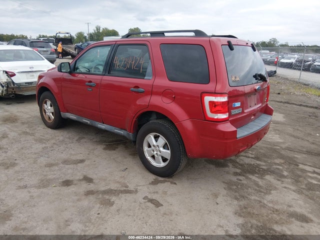 2010 Ford Escape Xlt მანქანა იყიდება აუქციონზე, vin: 1FMCU0DG7AKC44142, აუქციონის ნომერი: 46234424