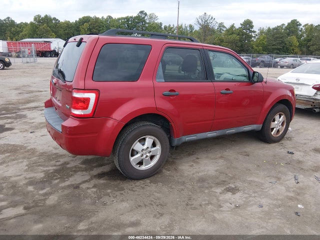 2010 Ford Escape Xlt მანქანა იყიდება აუქციონზე, vin: 1FMCU0DG7AKC44142, აუქციონის ნომერი: 46234424