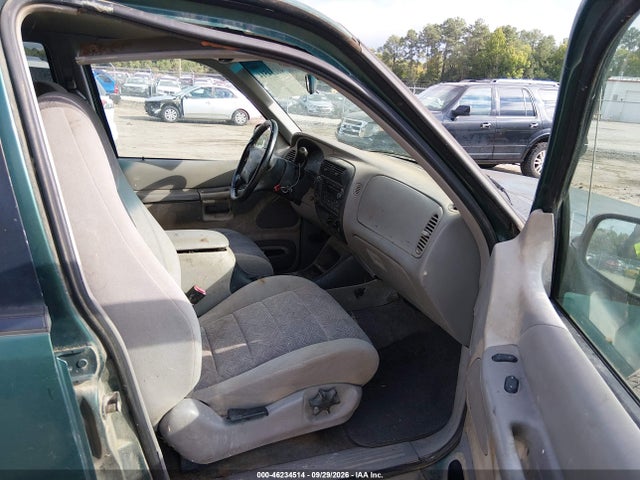 2000 Ford Explorer Xlt მანქანა იყიდება აუქციონზე, vin: 1FMZU73E9YZB47481, აუქციონის ნომერი: 46234514