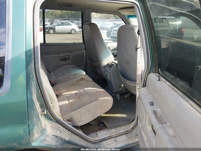 2000 Ford Explorer Xlt მანქანა იყიდება აუქციონზე, vin: 1FMZU73E9YZB47481, აუქციონის ნომერი: 46234514