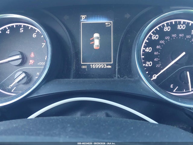 2018 Toyota Camry L მანქანა იყიდება აუქციონზე, vin: 4T1B11HK0JU077457, აუქციონის ნომერი: 46234528