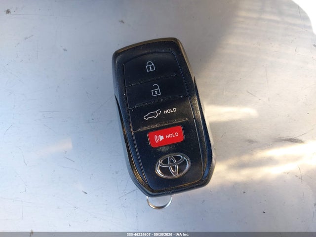JTEAAAAH2PJ119017 Toyota Venza Xle