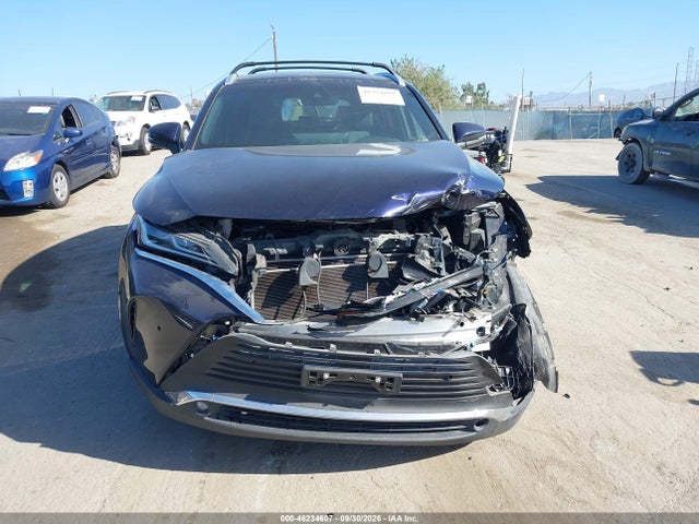 JTEAAAAH2PJ119017 Toyota Venza Xle