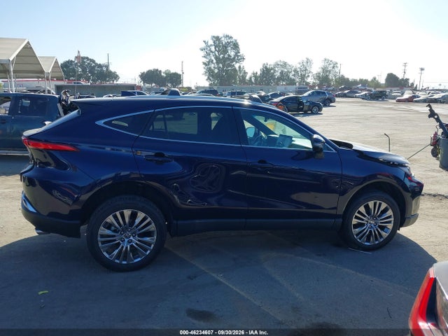 JTEAAAAH2PJ119017 Toyota Venza Xle