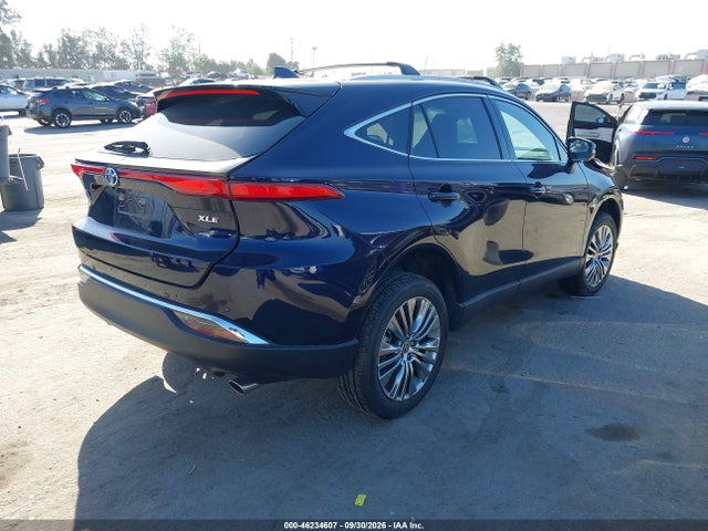 JTEAAAAH2PJ119017 Toyota Venza Xle