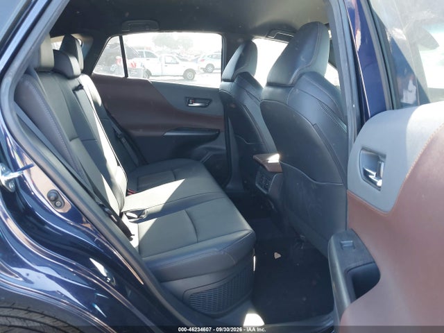 JTEAAAAH2PJ119017 Toyota Venza Xle