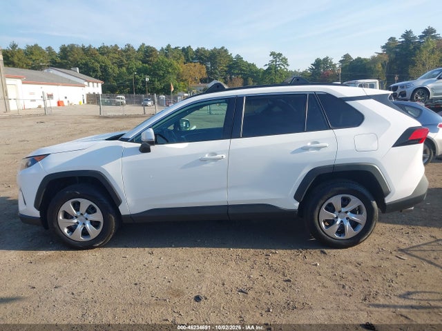 46234691 :رقم المزاد ، 2T3G1RFV4MC184154 vin ، 2021 Toyota Rav4 Le مزاد بيع