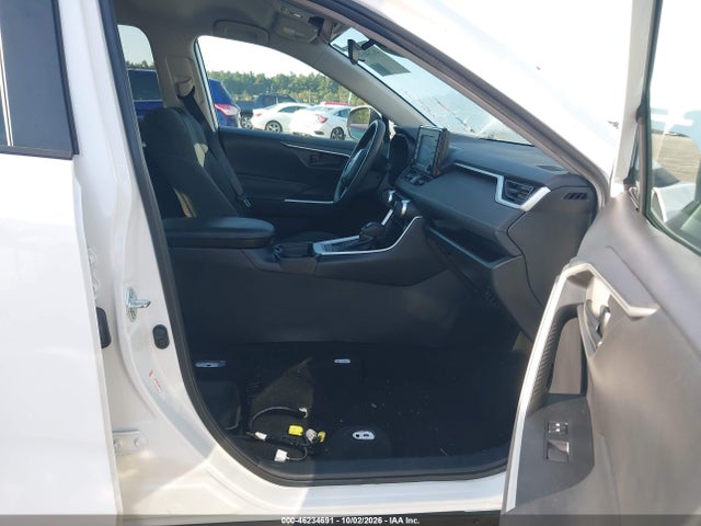 46234691 :رقم المزاد ، 2T3G1RFV4MC184154 vin ، 2021 Toyota Rav4 Le مزاد بيع