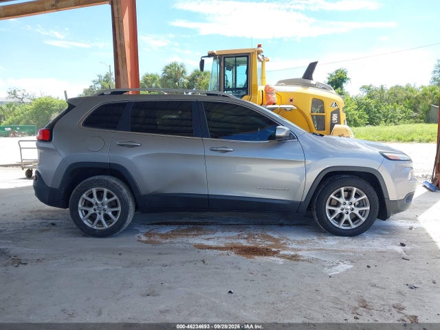 46234693 :رقم المزاد ، 1C4PJLCSXGW115111 vin ، 2016 Jeep Cherokee Latitude مزاد بيع