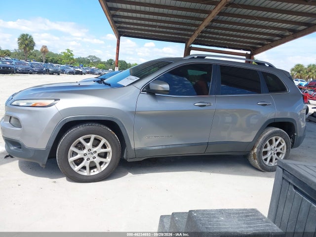 46234693 :رقم المزاد ، 1C4PJLCSXGW115111 vin ، 2016 Jeep Cherokee Latitude مزاد بيع