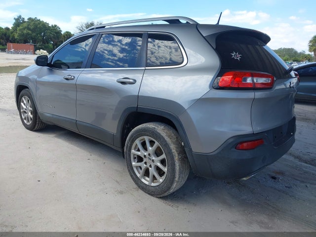 46234693 :رقم المزاد ، 1C4PJLCSXGW115111 vin ، 2016 Jeep Cherokee Latitude مزاد بيع