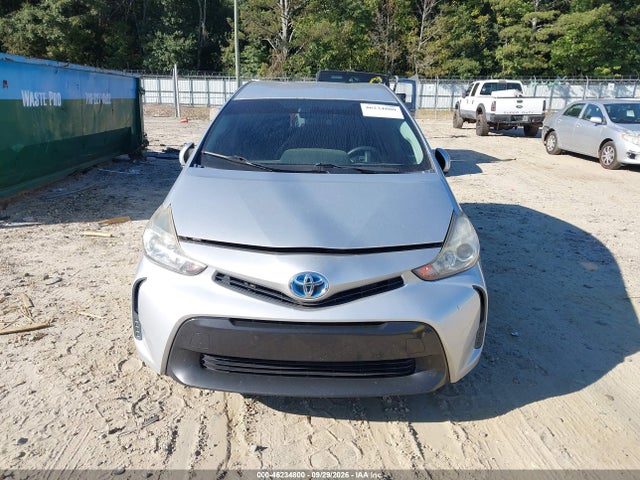Продажа на аукционе авто 2015 Toyota Prius V Two, vin: JTDZN3EU6FJ035182, номер лота: 46234800