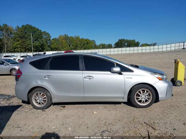 Продажа на аукционе авто 2015 Toyota Prius V Two, vin: JTDZN3EU6FJ035182, номер лота: 46234800