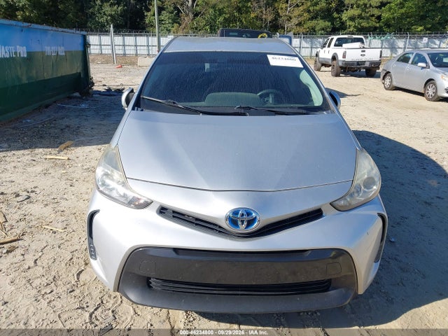 Продажа на аукционе авто 2015 Toyota Prius V Two, vin: JTDZN3EU6FJ035182, номер лота: 46234800