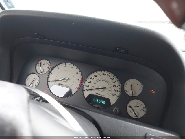 46234843 :رقم المزاد ، 1J8GW68J62C221447 vin ، 2002 Jeep Grand Cherokee Overland مزاد بيع
