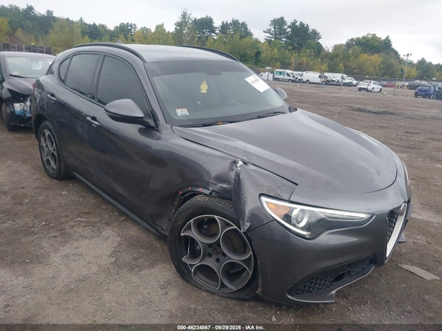 Alfa Romeo Stelvio Sport Awd 2018 ZASFAKPN6J7B61425 main image
