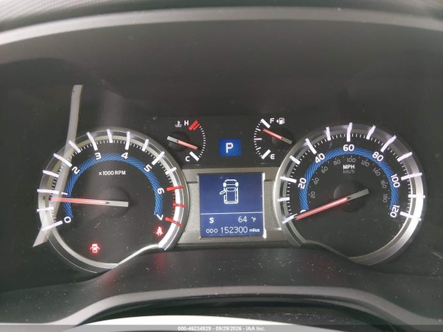 2018 Toyota 4runner Sr5 Premium მანქანა იყიდება აუქციონზე, vin: JTEBU5JR4J5523996, აუქციონის ნომერი: 46234929