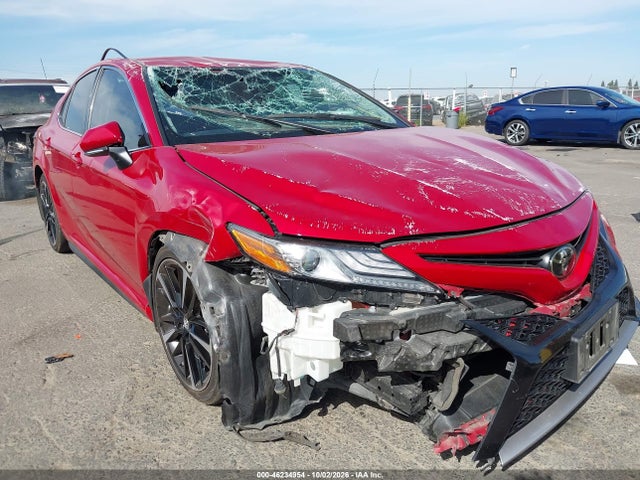 4T1B61HK8KU165756 Toyota CAMRY XSE