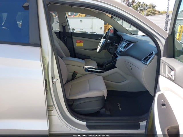 2018 Hyundai Tucson Se მანქანა იყიდება აუქციონზე, vin: KM8J23A49JU700557, აუქციონის ნომერი: 46235002