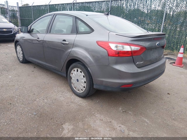 46235012 :رقم المزاد ، 1FADP3F29DL364032 vin ، 2013 Ford Focus Se مزاد بيع