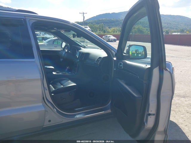 Auction sale of the 2019 Jeep Grand Cherokee Limited 4x4, vin: 1C4RJFBG4KC735003, lot number: 46235018