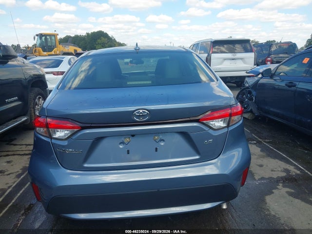 Продаж на аукціоні авто 2022 Toyota Corolla Le, vin: JTDEPMAE7NJ225200, номер лоту: 46235024