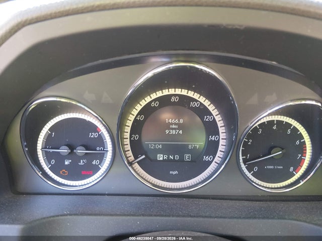 46235047 :رقم المزاد ، WDDGF5EB5BA505474 vin ، 2011 Mercedes-benz C 300 Luxury مزاد بيع