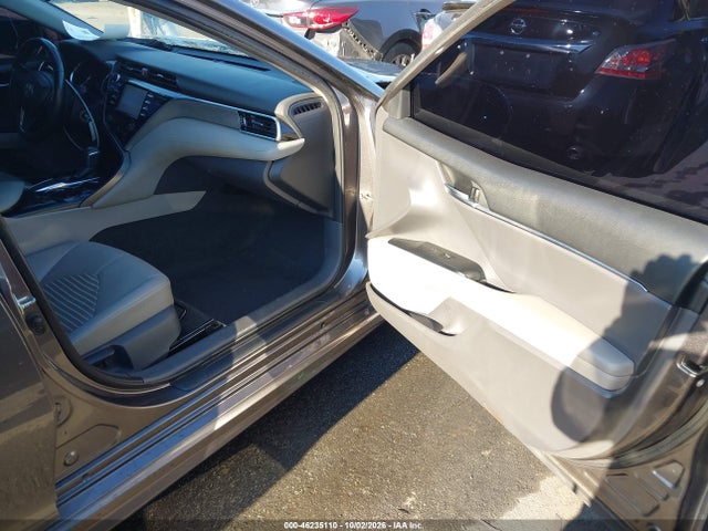 Aukcja sprzedaży 2018 Toyota Camry Se, vin: 4T1B11HK2JU647698, numer aukcji: 46235110