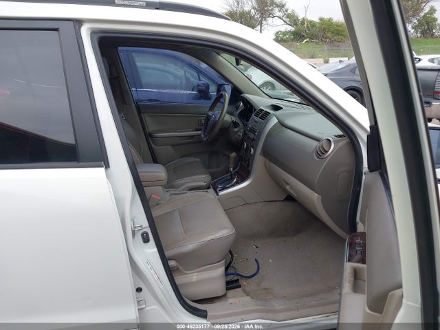 2006 Suzuki Grand Vitara Luxury მანქანა იყიდება აუქციონზე, vin: JS3TD947164106229, აუქციონის ნომერი: 46235177