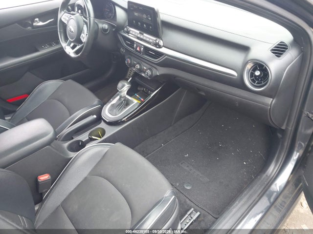 46235185 :رقم المزاد ، 3KPF34AD6ME341622 vin ، 2021 Kia Forte Gt-line مزاد بيع